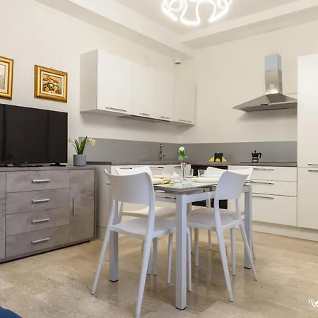 Bilocale Oleandri - Invacanza アルバ・アドリアティカ